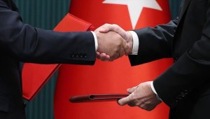 Türkiye yeni ekonomi stratejisiyle dış ticarette iş birliklerine kapı aralıyor