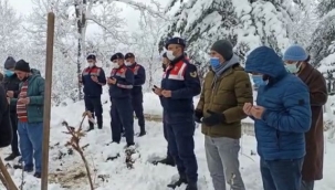 Vefat eden şehit annesi son yolculuğuna uğurlandı