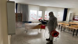 Yahşihan'da okullar dezenfekte ediliyor