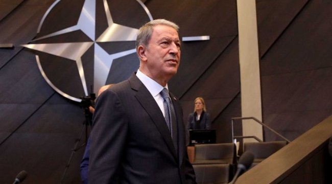 Bakan Akar olağanüstü toplantı için Brüksel yolcusu
