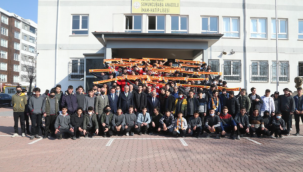 Başkan Büyükkılıç'a öğrencilerden coşkulu karşılama