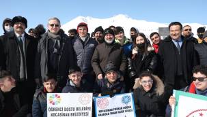 Başkan Çolakbayrakdar'dan Kocasinanlı öğrencilere moral gezisi