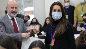 Başkan Çolakbayrakdar, ERASMUS öğrencilerini misafir etti