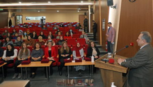 Başkan Yalçın Kadın personelle buluştu