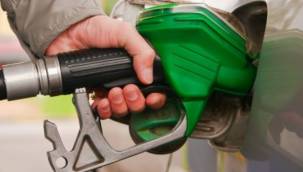 Benzin ve motorine bir zam daha! Durdurulamıyor!