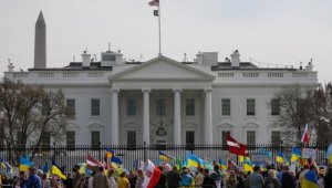 Beyaz Saray önünde Ukrayna'ya destek gösterisi