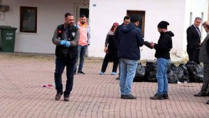 Boşandı, duruşmadan çıkıp kayınvalidesini bıçakladı