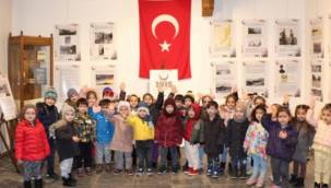 Bursa İnegöl, Çanakkale 1915 sergisine akın ediyor 