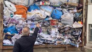 Çocukların çantasında olması gereken kitaplar hurdacıdan çıktı