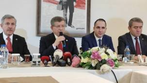 Davutoğlu'dan çarpıcı mesajlar: 'İttifak yeniden yapılanmalı'