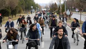 ERÜ’de pedallar “8 Mart Dünya Kadınlar Günü”  için çevrildi