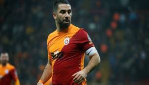 Galatasaray haberleri: Barcelona maçı kafilesinde Arda Turan sürprizi