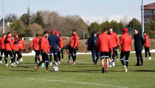 Hikmet Karaman: Eleştiriler haklı, kalan maçlarda seri yakalamak zorundayız