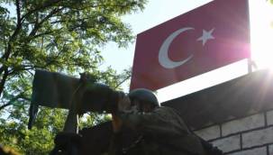 Hudut Kartalları sınırdan geçirmedi