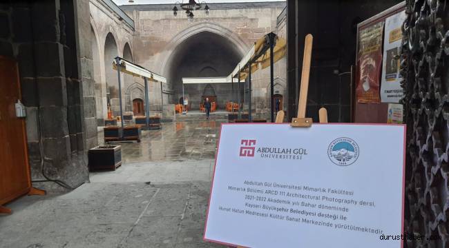 Kayseri Büyükşehir'den öğrencilere destek