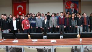 Kayseri İl Sağlık Müdürü Benli, Öğrencilere Başarının Reçetesini Verdi