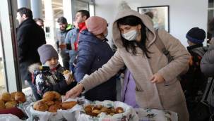 Kırım Türklerinden 45 kişilik ilk kafile Ukrayna'dan Türkiye'ye getirildi