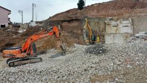 Kocaeli Cedit’te son 4 bina kaldı