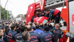 Manisa Büyükşehir’den vefat eden itfaiye personeline veda