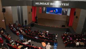 Melikgazi'de çocuklara sinema keyfi devam ediyor