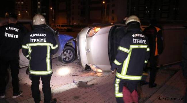 Polisin 'dur' ihtarına uymayan 2 kişi, kaza yapınca yakalandı