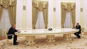 Putin ile Scholz Ukrayna'daki durumu görüştü