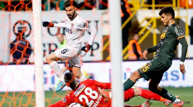 Saran Grup Süper Toto Süper Lig'in yeni yayıncısı oldu! Maçlar SüperLig TV'de yayınlanacak