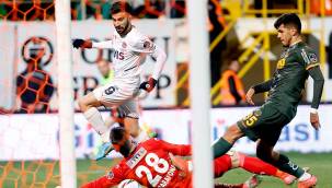 Saran Grup Süper Toto Süper Lig'in yeni yayıncısı oldu! Maçlar SüperLig TV'de yayınlanacak