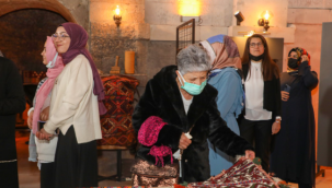 Talas'ta bir ilk el dokuması kirkit sergisi açıldı