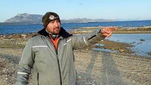 Turizm merkezinde şaşırtan görüntü! Deniz çekilince ortaya çıktı