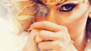 Ünlü oyuncu Farah Zeynep Abdullah'ın Bergen'i canlandırdığı Bergen filminin konusu ne başrolde kimler oynuyor? Farah Zeynep Abdullah kimdir Bergen kimdir? Hüseyin Elmalıpınar hayatını kaybetti