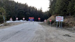 Abant-Taşkesti kara yolu heyelan riski nedeniyle ulaşıma kapatıldı