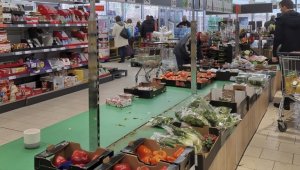 Almanlar, Rusya-Ukrayna savaşının başından beri yemeklik yağ ve un stokluyor