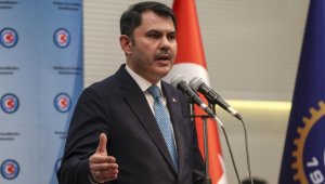 Bakan Kurum, atık toplayıcılarının şartlarına ilişkin yeni düzenleme yapacaklarını bildirdi