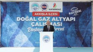 Başkan Büyükkılıç, Sarıoğlan ve Akkışla'ya 