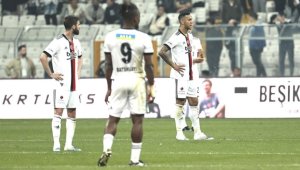 Beşiktaş'ta düşüş sürüyor 