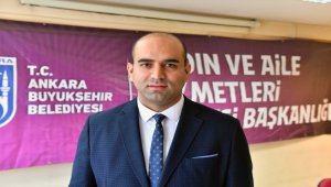 Bilgisayar eğitimini tamamlayan Ankaralı 50 muhtara sertifikaları verildi