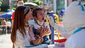 Çin'de son 24 saatte 11 bin 367, Hong Kong'da 430 Kovid-19 vakası tespit edildi