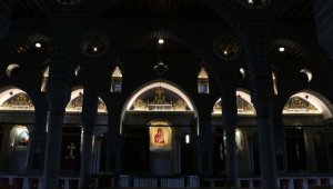 Diyarbakır'da PKK'lı teröristlerce tahrip edilen iki kilisenin restorasyonu tamamlandı