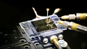 Eskişehir'de akademisyenler milli uçakların kokpiti için çözüm üretiyor