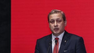 Galatasaray Kulübü Başkanı Burak Elmas: Galatasaray'ın geleceğini kurtarma mücadelesi vermemiz lazım