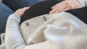 Genç kadın kök hücre yöntemiyle hamile kaldı