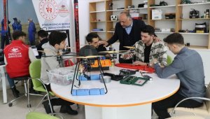 Karadeniz'de boğulma vakalarını 'Cankurtaran İHA' ile önlenmeyi hedefliyorlar