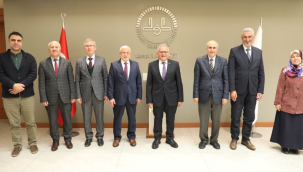 Kayseri Büyükşehir Belediye Başkanı Büyükkılıç'tan İl Müftüsü Akkuş'a Ziyaret
