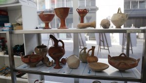 Kültepe Höyüğü'nden çıkarılan 350 eser daha müzede sergilenecek