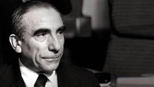 Liderler Alparslan Türkeş'i andı