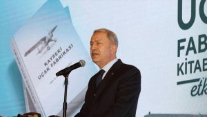 Milli Savunma Bakanı Akar: Ukrayna'ya tahliye için giden gemilerimiz insani yardım malzemesi de götürecek