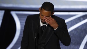 Oscar gecesi sunucuyu tokatlayan Will Smith etkinliklerden 10 yıl yasaklandı