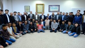 Sivas Cumhuriyet Üniversitesi Rektörü Yıldız öğrencilerle söyleşide buluştu