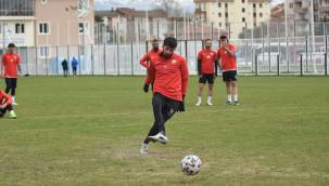 Talasgücü Belediyespor Play - Off maçları için Mersin'e gitti